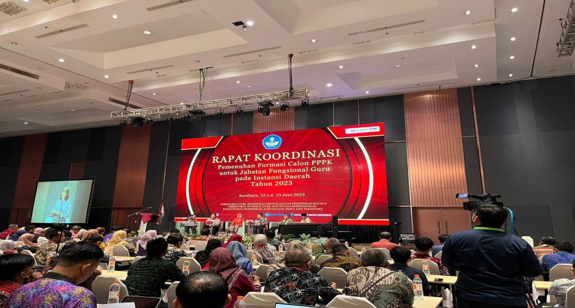 Koordinasi dan Sinkronisasi, Pemerintah Ajak Pemda Tambah Formasi Guru PPPK 2023